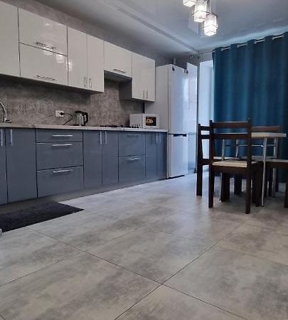 Затишна Двокімнатна Квартира Ternópil Exterior foto